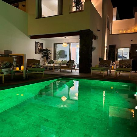 Welcome To Villa Bali A Luxurious Modern Getaway Los Cristianos  Bagian luar foto