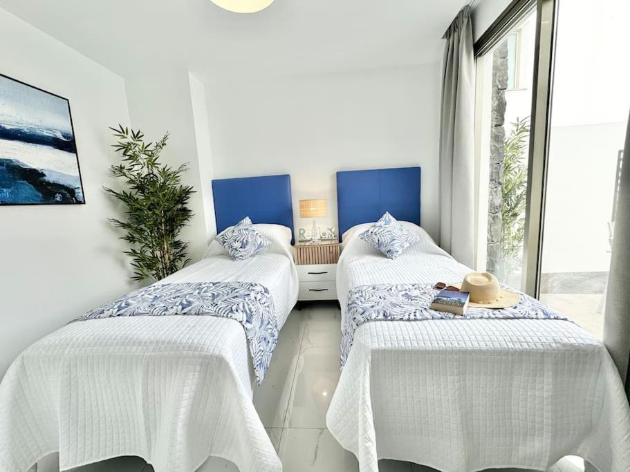 Welcome To Villa Bali A Luxurious Modern Getaway Los Cristianos  Bagian luar foto